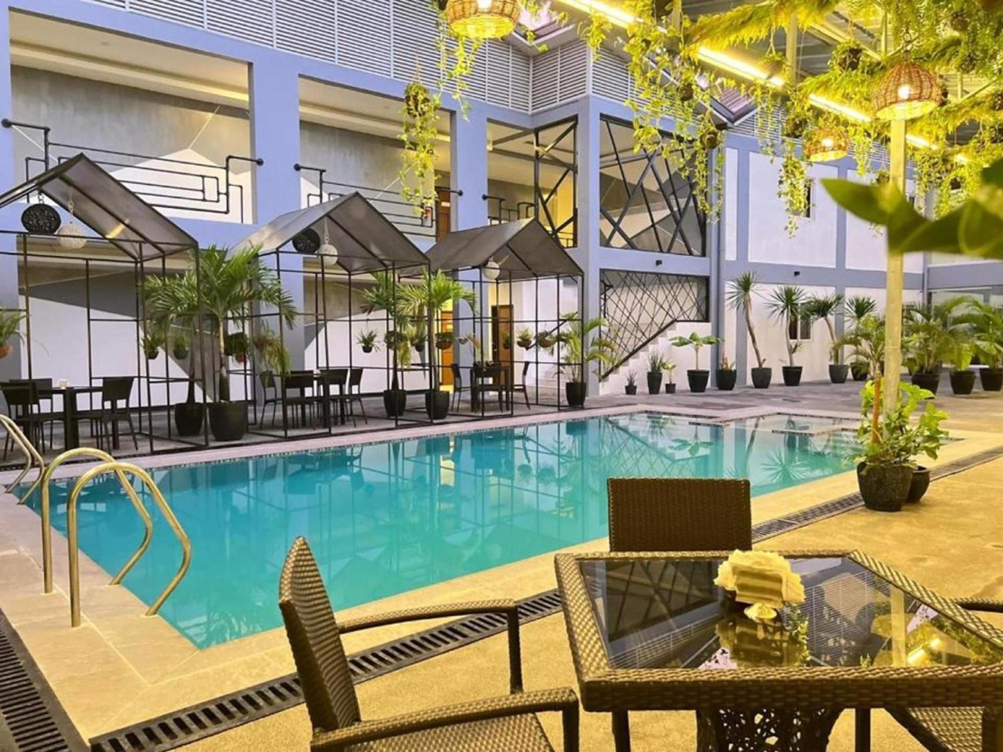 Hotel Halo Angeles City Exterior foto